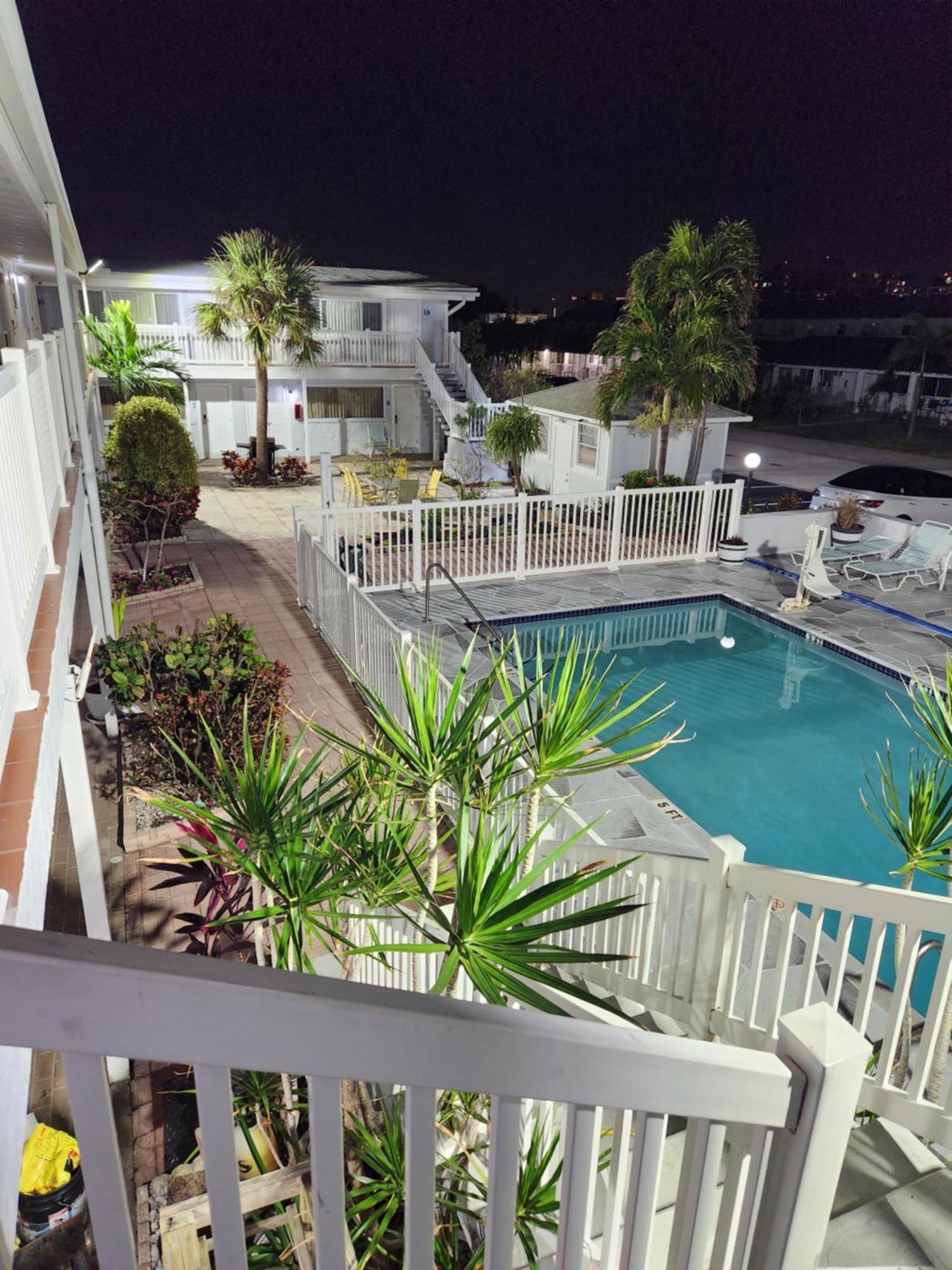 The Palms On Ocean Motell Pompano Beach Exteriör bild